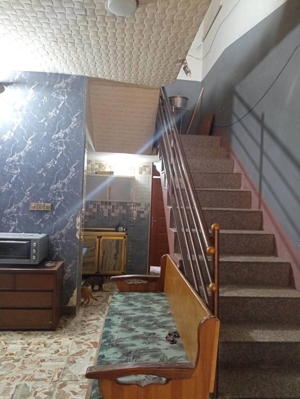 دار للبيع مساحه (100متر )
طابقين غرفتين نوم موقع حي الصحة مقابل مخبز الكورنيش طابو زراعي سند 25
خدمات كاملة تبليط السعر (160)مليون 
بي مجال الاستفسار /***********
***********
