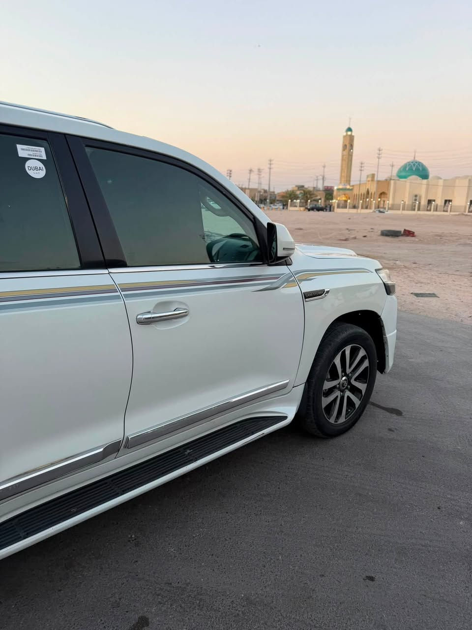 السعر 213🌹
بيع او مراوس بأقل

لاندكروز 2009 محدثه 2021 درجه اولى بلكامل  داخل وخارج وحتى اليدات

رقم بغداد انكليزي هزه وفحص كله جديد 
بأسمي شخصياً 
سنويه مجدده للـ 2031 

صبغ حزام بدون حادث داخلي بشرط
الشواصي والغود والقماره مكفولات 
تفحص وين يعجبك وتتأكد

محرك 6 سلندر 
فول مواصفات بريم 
مكينه وكير وحداده وتبريد كفاله 

السياره حلوه وجاهزه بدون نقص وبلعافيه ع الياخذها🌹

السعر 213 
بيع او مراوس بأقل 

***********
مكاني النجف/ الكوفه
