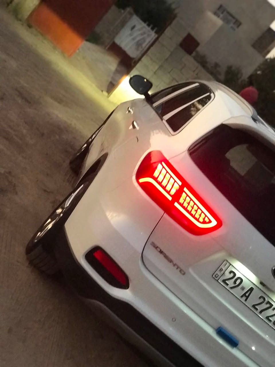 يالله 
سورنتو ١٩شكل ٢٠
كفاله عامه 🤍
سياره مواصفتها نص فول ✅
موصفات 
٦سلندر 
٧راكب ✅
مري شفط اشاير بل مري ✅
لايتات بل يده مال باب ✅
ترحيب علامات سورنتو بل باب
جنطه ذكيه برادات خلفي 
كشناتها جلد وكهرباء ✅
سياره مكفوله كفاله عامه ✅
محرك وكير بوضع شركه ✅
استخدام شخصي ✅
3قطع تبريد 
سياره ماشيه ١١٥ا الف✅

رقمها واسط جديد 
تحويل ثاني يوم سياره بسمي 
سياره جاهزا ونضيفه واحله من صور 
سعرها ٢٢٨وبيها مجال للشراي ❣️
مكاني واسط نعمانيه 📍📍
ستفسار اكثر ***********
ول شراي اخلي بعيوني
