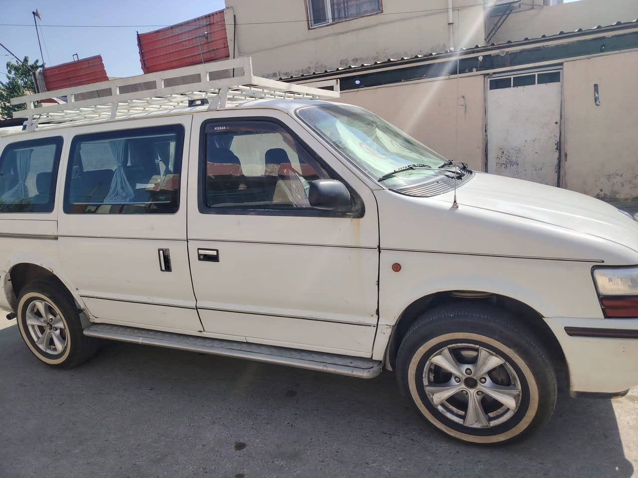 البيع كليزار موديل 91  رقم دولي محرك وكير خير من الله صبغ بيها كام قطعة وبدون دواخل شرط  وشرط التحويل محرك باجيرو وكير كهربائي  والسعر  38 وبيها مجال شي بصيط اومرواس حساب القناعة التصال على الرقم او خاص   ***********7501290818
