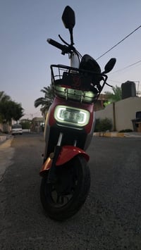 دراجة شحن • ١٨٠٠ واط • ٥ بطاريات