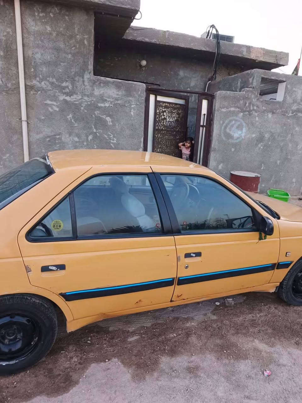 بيجو الكد للبيع مديل 2016سياره جازه من كلشي ٣٣وبيه مجال***********
