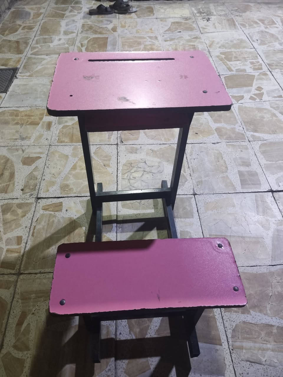 بغداد • مقعد أطفال • مقعد واحد