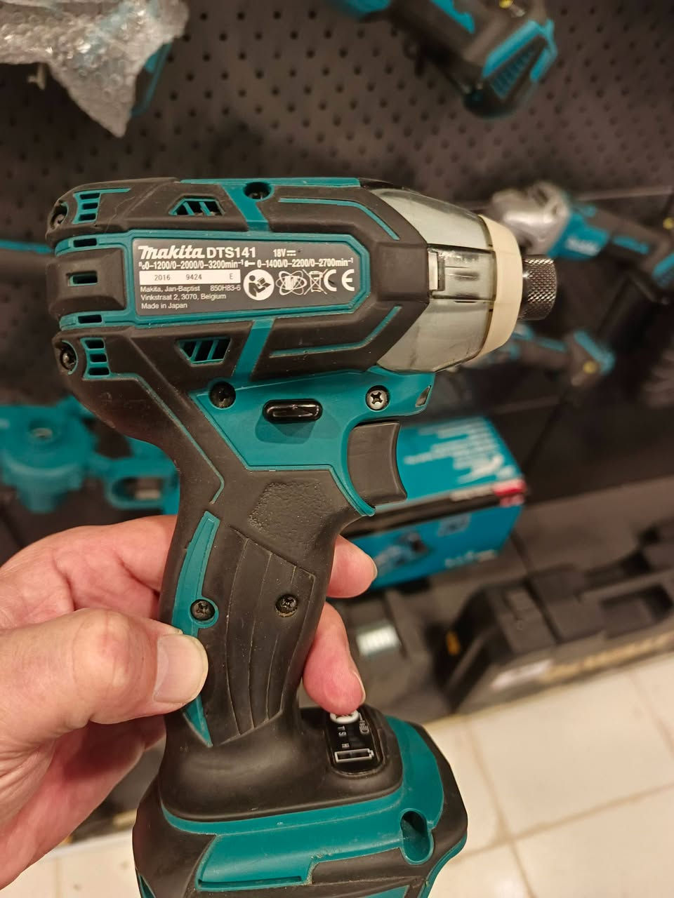 Makita
***********
