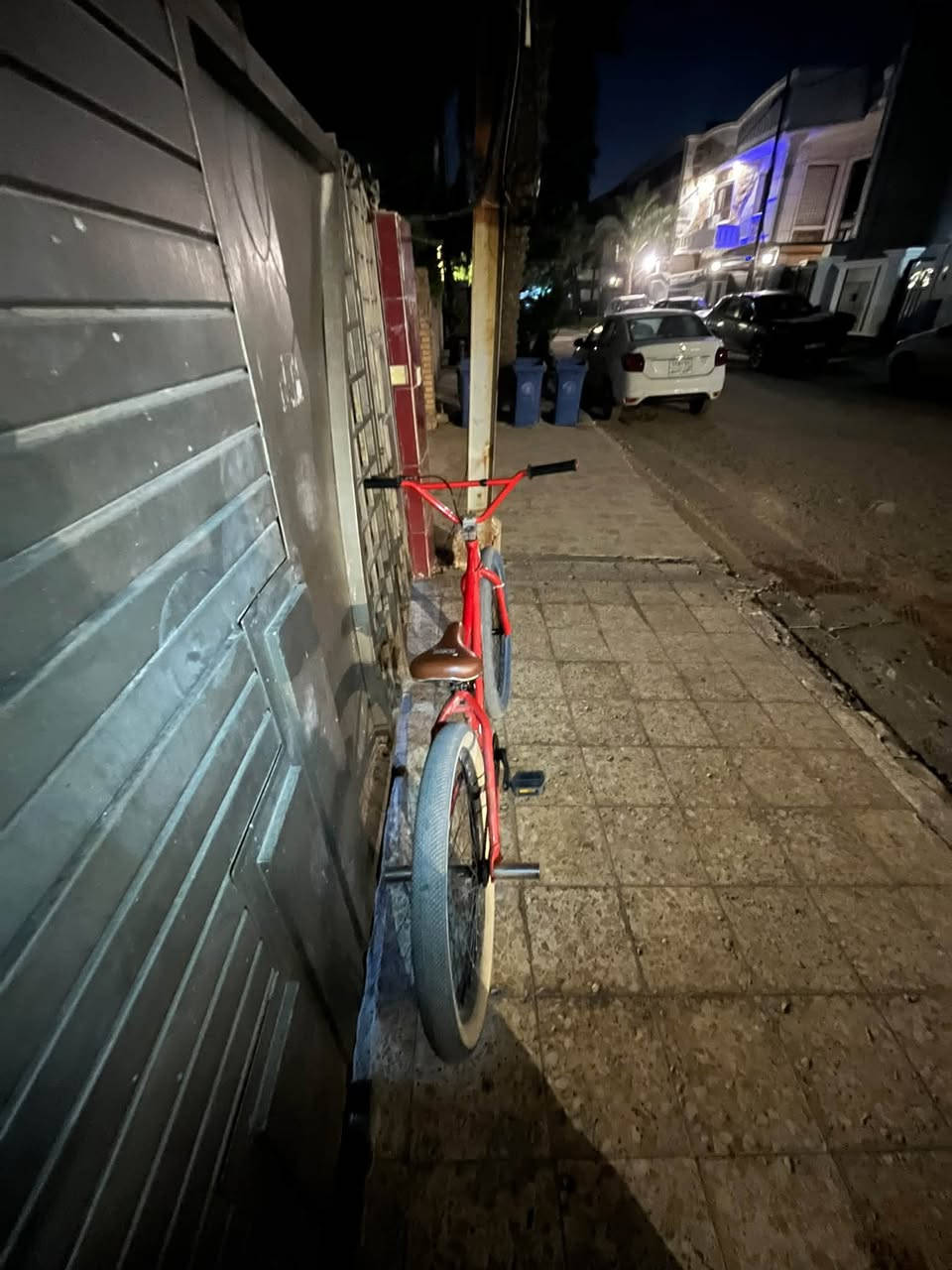 بي ام اكس • ٢٧.٥ • وزن خفيف