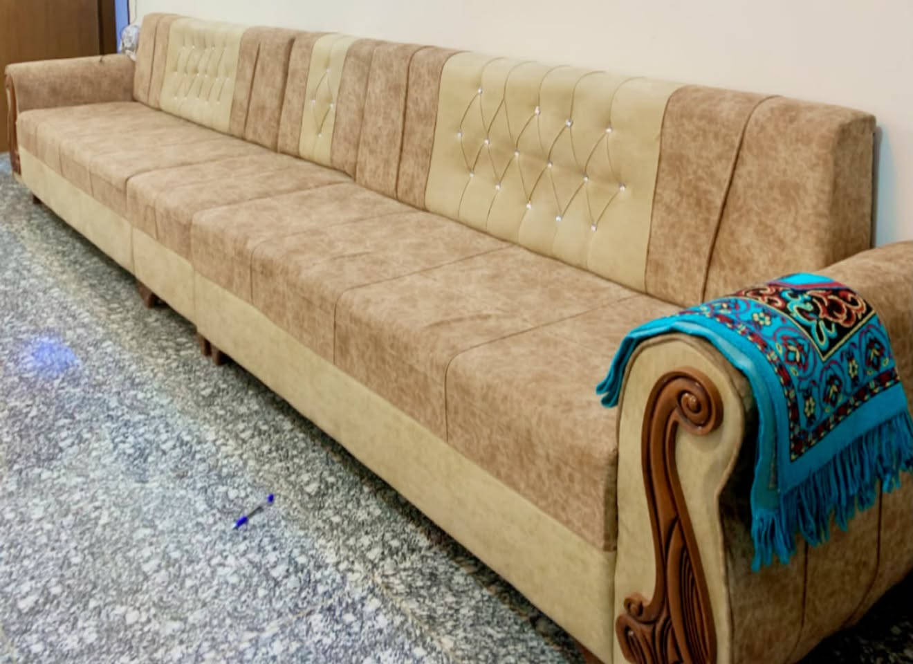 السلام عليكم تخمين للبيع سعر 600 وبي مجال مكان فلوجه
