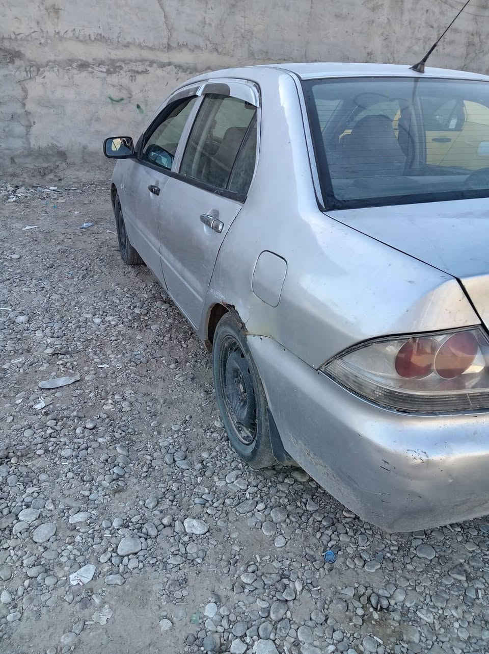 لانسر 2007 صبغ حزام
كير اوتو سياره كلش حلوه
مكينه السعر خيط بخار سياره جازه من كلشي
تدفئه تبريد ثلج بسمي السعر 50 وبيها مجال
مكان السياره ديالى بلدروز ***********
