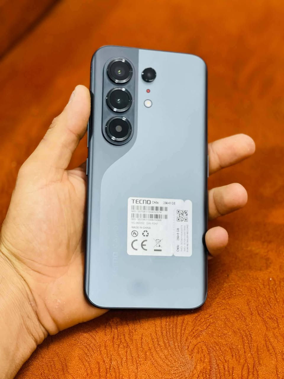 للبيع جهاز تكنو كامون 50pro جهاز جديد استخدام سبوع فقط 5G  ذاكره 256 رام 8 السعر 450 مكان بابل حله شارع 80 رقم الهاتف!/***********
