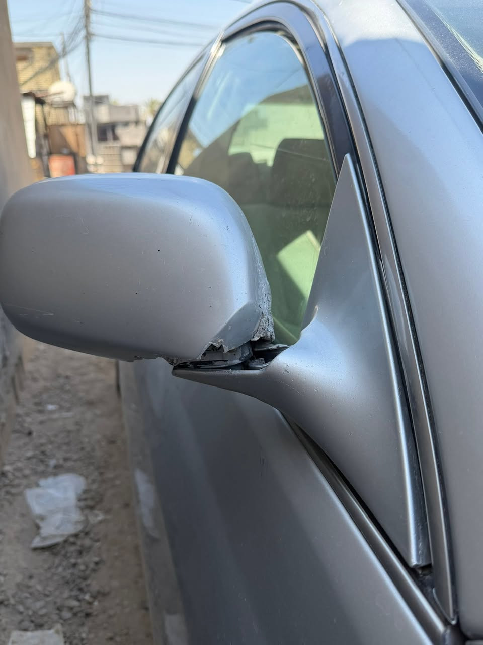 تيوتا افلون موديل ٨ خليجي صبغ عام اثر جراد
بيها جاملغ وشويه من البنيد وراجع بارد 
كير ومحرك بحاله جيده 
السعر ٦٥ مكاني بابل 
***********
