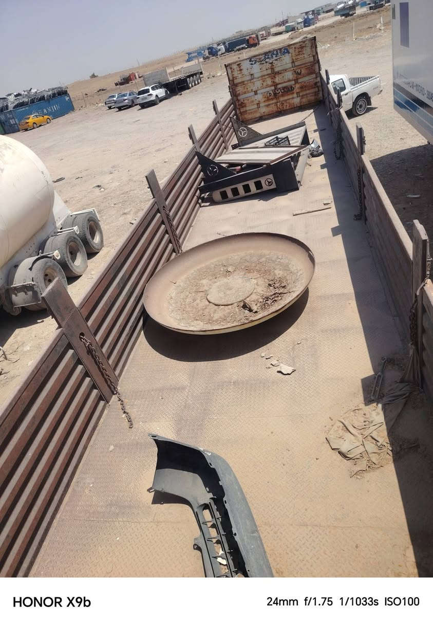 السلام عليكم عربانه لبيع حداديه حداده الجرف موديل ٢٠١٥ ) طوله  13 و70 جناب ارتفاع 140) 4 اربعه دنكير بس مذكوره بل سنويه 3دنكير ابيع فصخ وربط سليمانيه السعر 160 وبيه مجال الاتصال( ***********) (***********)
