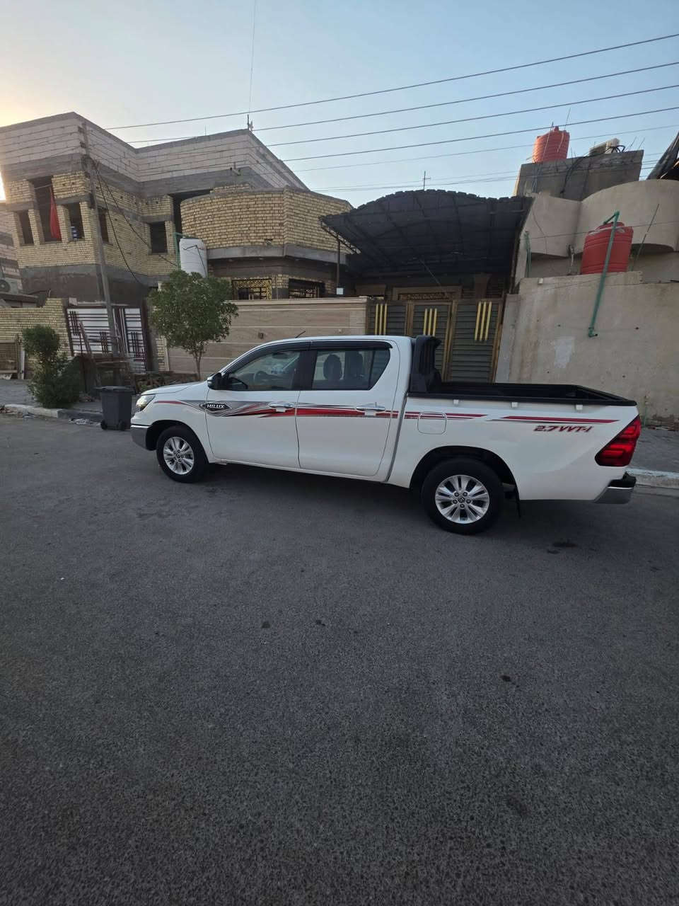 توتا هالوكس 24فول مواصفات بصمه اوتوماتيك تبريد بلكشنات  سياره جديده بيه باب تبدل الأصلي  والثاني صبغ وبيه خسفه رقم أربيل اي استفسار اتصل *********** البصرة, العراق
