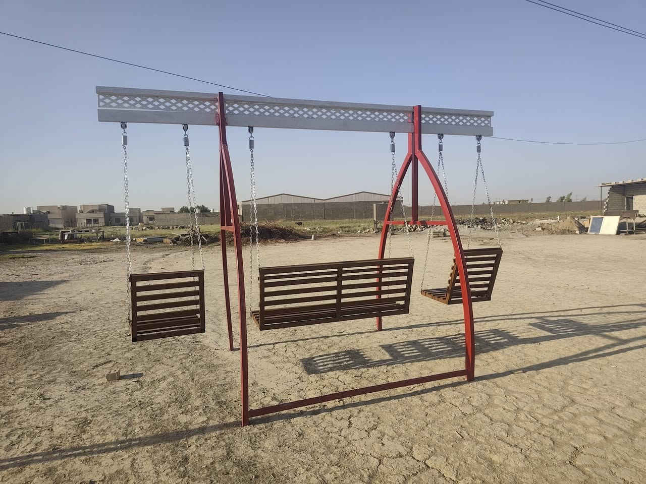 سلام عليكم ورحمة الله وبركاته مرجوحه جديده سعر 350 العنوان بغداد جسر ديالى للستفسار ***********
