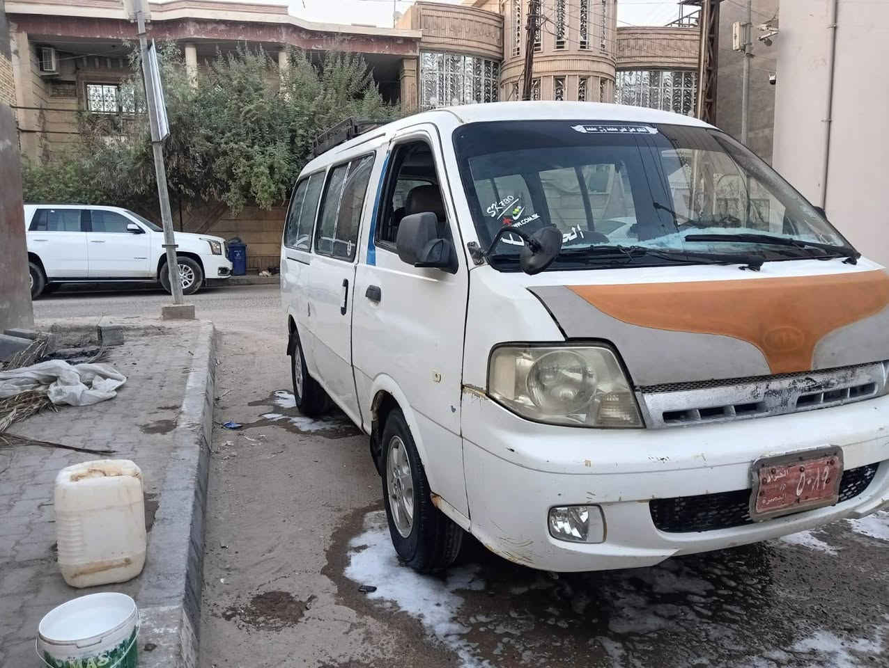 عليكم سياره بريجو للبيع 2005للتواصل ***********
