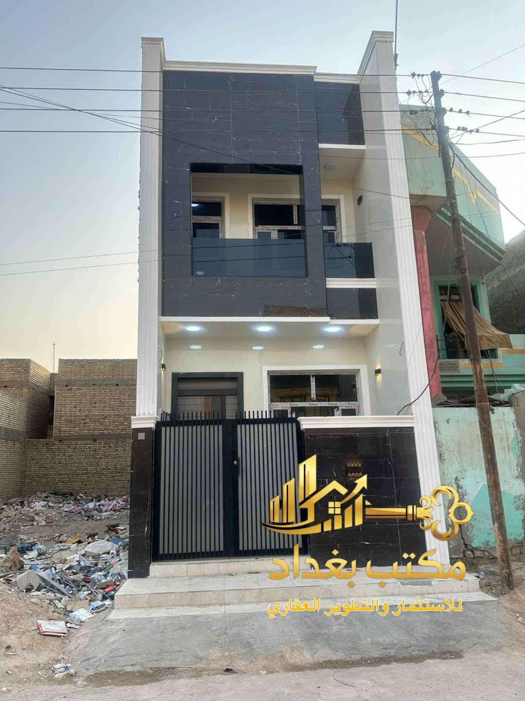 المربع الذهبي • ٨٥م • واجهة ٤.٢٥م