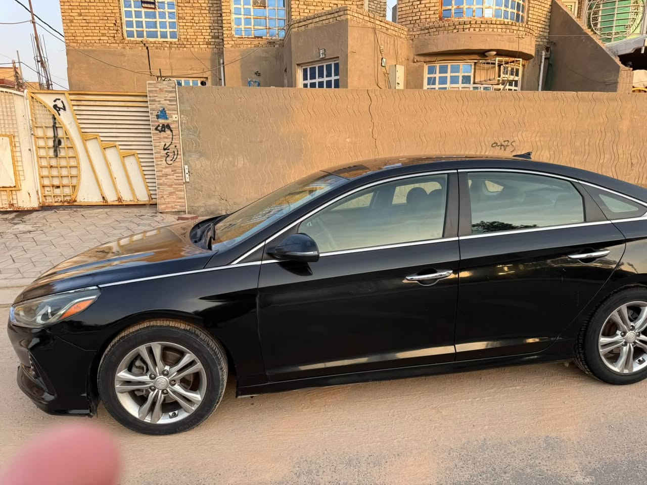 للبيع سوناتا 2018 أمريكي 🇺🇸
محرك 2500
مشروع وطني 🇮🇶
بيها قطعتين مبدلات جاملغ وبنيد.
السعر: 120 ورقة
للأستفسار : ***********
