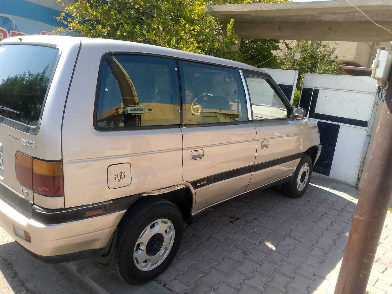 سلام عليكم سيارة مازداmpv موديل 90 نظيفة 7 راكب تخم تاير حدادية جديد شاشة كامرة محرك بلادي كير بلادي تبريد قطعتين  رقم كركوك جاهزة سنويه لحد 2029 رقم انكليزي باسمي ثاني يوم تحويل سعر 48 وبيها مجال للشراي ***********
