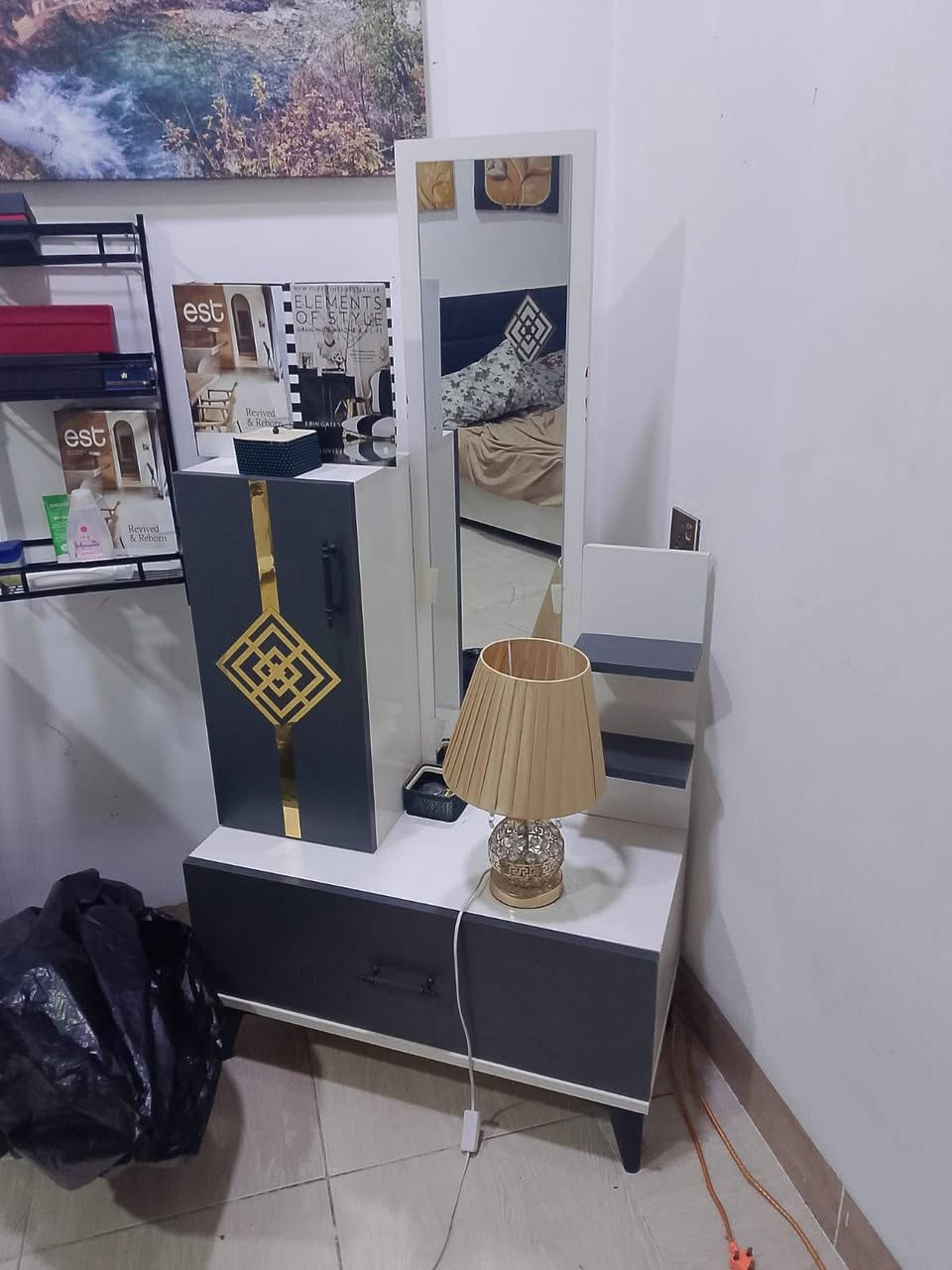 غرفة نوم ابواب كلش نظبفه للبيع مع دوشك درجة اولى
العنوان / كاني كردا  الشارع السايدين مقابل المدرسه التركيه 
رقم موبايل ***********
