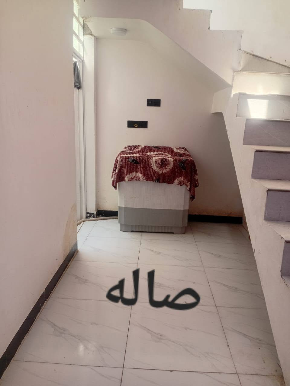 للبيع، بيت، 50، م، اقصاد،،،،بناء طابوق صب كونكريت سيراميك، طابو زراعي سند 25، كل الخدمات موجودة، مقابل الجسر شارع كربلاء، قريب على أسواق تلعفر، بالخط الأول، مقدمه، 10، مليون، وكل شهر 500، السعر الكلي 23، مليون،، بيع مستعجل،، رقم الهاتف، ***********
