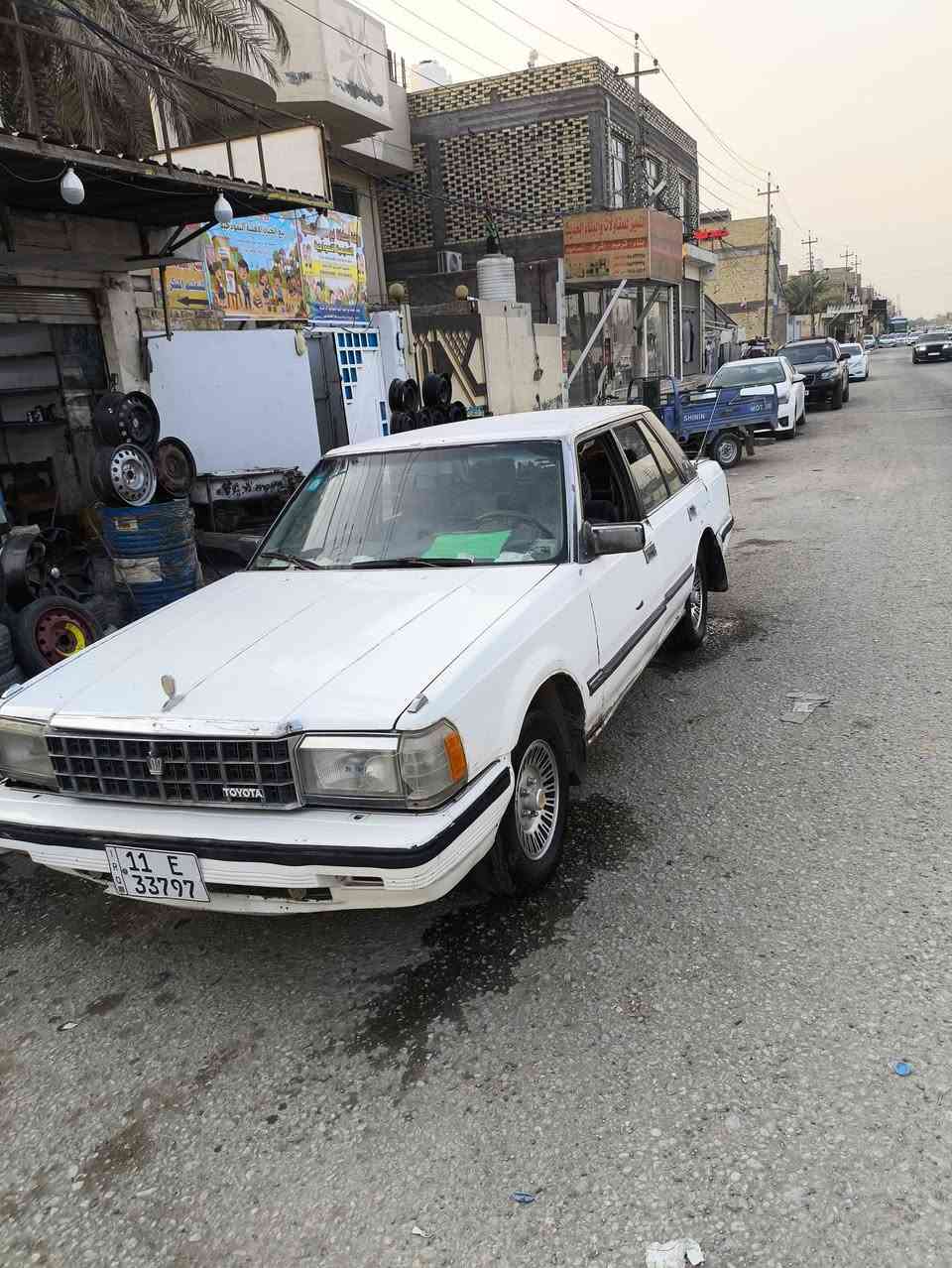 السلام عليكم سوبر للبيع موديل 85 رقم بغداد سنويه 28تحويل ثاني يوم وكاله ام البالكوت بسمي محرك فيفتي جديده فيشه وحده السياره شلعه تشك الكاع يرايدله تلكيط اخياس السعر 25 وبيه مجال رقم الهاتف ***********
