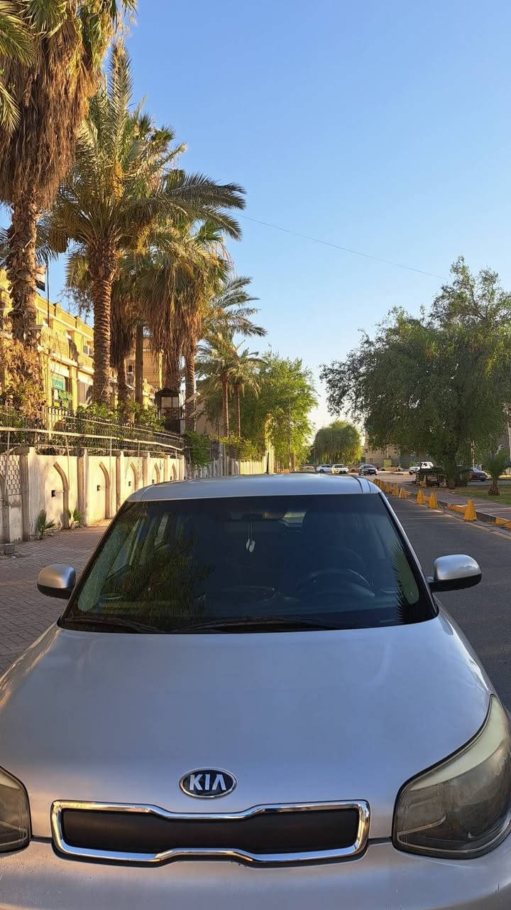 كيا صول 2015 محرك 1600 ماشية 51 السعر 95 وبيها مجال للشراي اي استفسار واتساب ***********
