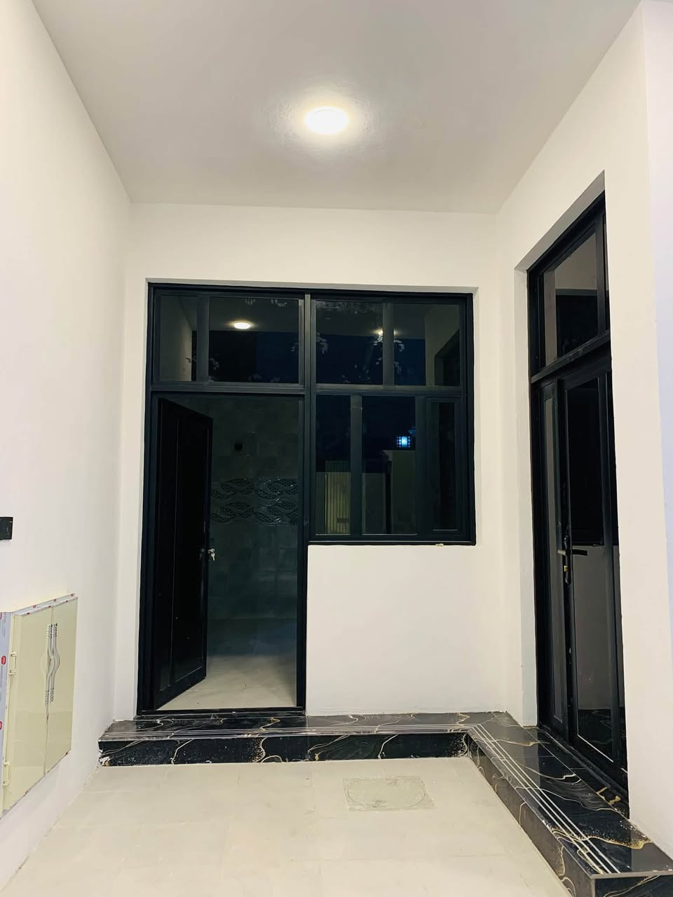 🏠🏠🏠🏠🏠🏠🏠

بسم الله الرحمن الرحيم 
 مشتمل للبيع طابقين بناء حديث بناء ٢٠٢٦ زيرو غير مسكون بناء طابوق درجه اولى المشتمل في حي الامين منطقه(16) المشتمل فول سيراميك وبناء درجه اولى بناء مفصول أضلاع وسقف يتكون من كراج وصحيات خارجيه واستقبال ومطبخ وصاله ومنور وحمام وغرفة نوم عدد3 مأسس مجاري خطين ومؤسس ماء ٤ خطوط نضام بوستر صاعد نازل تاني ماء كبير ٢٠٠٠ لتر مؤسس نضام كامرات سبالت دفن 
🌴1️⃣التسلسل📠/169
🌴2️⃣مساحه🏚️/125m
🌴3️⃣الواجهه🏫/6.25m
🌴4️⃣النزال⛺/20m
🌴5️⃣الشارع🛣️/10m
🌴6️⃣المرقم/
🌴7️⃣اقرب نقطه داله / نافذ على شارع 40مجمع البرديني
🌴8️⃣خدمات🏞️/ ماء وكهرباء 
🌴9️⃣السعر/120وبيه مجال بسيط
📜نوع الملك / طابو ملك تحويل ثاني يوم

 🌴🌴🌴ادارة مكتب دار الايمان للعقار 🌴🌴🌴

⚫للاستفسار📞📞 
☎وسام العيساوي 
***********(الواتساب)📞
***********📞  

     🌴لا نتعامل على المصرف العقاري🌴
_______________________________________
1️⃣●اسعار 💵العقارات المعلنة في مكتبنا تُحدد من قبل البائع 💸صاحب العقار وليس المكتب والسعر قابل للتفاوض بين البائع والمشتري📜 

2️⃣●⌛نتميز بعدم رفع سعر العقار من قبلنا ونجمع البائع🌴والمشتري وجهاً لوجه لغرض الاتفاق📝  على السعر النهائي 👍 

3️⃣●🌴قضاء الفلوجه/حي الشهداء شارع ستين 60 قرب نادي الصمود Fallujah, Iraq اذا عندك عقار تريد تعرضه للبيع او تريد تشتري عقار 

4️⃣🌴فقط ارسال المعلومات  على الواتساب او الاتصال على هواتف المكتب .. 

☎️نستقبل هواتفكم على الارقام التاليه 

☎️ابو عبدالله العيساوي 
*********** (الواتساب) 
***********
☎️***********
