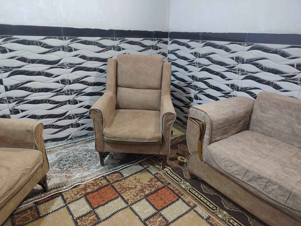 ٨ مقاعد • نضيف • توصيل كربلاء