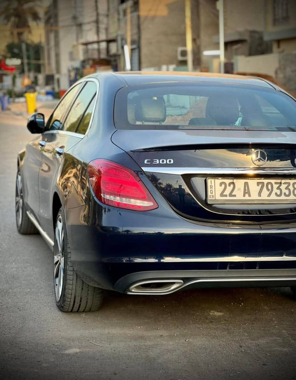 مرسيدس  C300 موديل ٢٠١٨ للبيع 
السياره فول فول موصفات 
دبل ماوس 
بانورما 
وين كب ١٨ 
داخل اسود 
كشتات تدفئه 
محرك ٢٠٠٠ تيربو 
فور متك 
لايت لد 
السياره لونها نيلي 
ماشيه ٨٩ الف كيلو 
حادثها جانبا امامي 
بدون ايرباك 
السياره باسمي ثاني يوم التحويل او وكاله 
السعر المطلوب ١٦٥٠٠ 
***********
