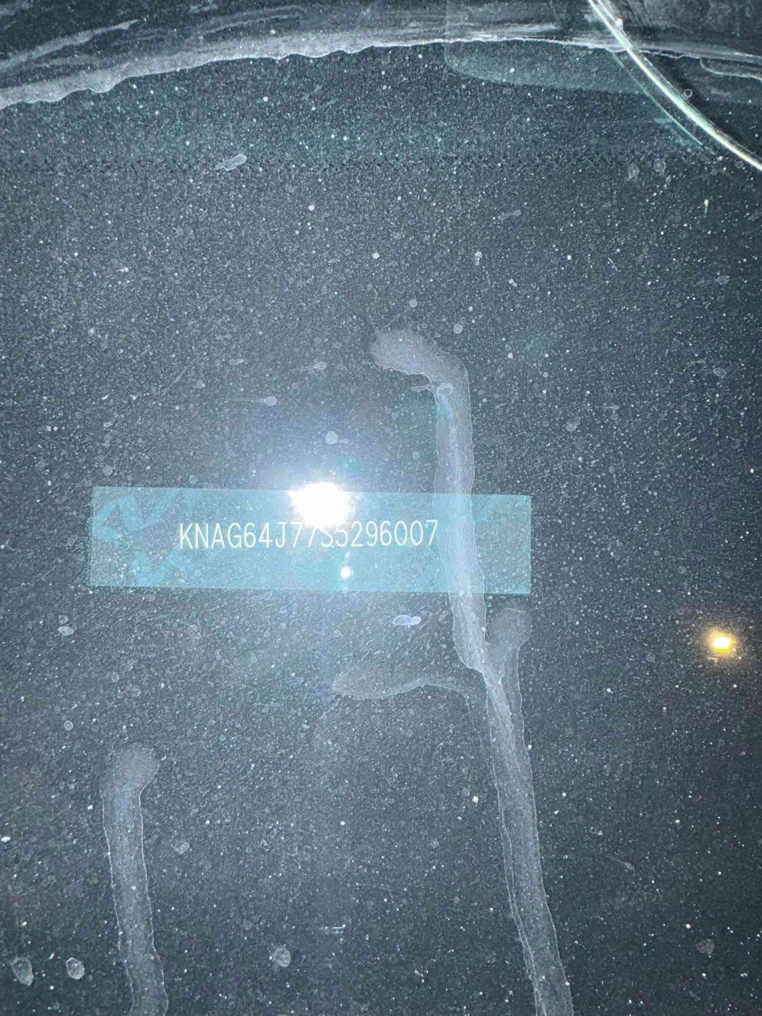 اخوان K5 للبيع موديل 25 محرك 2500 تنفس طبيعي لون رمادي مميز
السياره خير من الله كير مكينه كفاله حادث السياره بس بنيد مبدل نفس الون بلاد بدون دواخل ليرباك بس دركه 

مواصفات السياره فوووول بدون 

رادارات 

حساسات

نقطع عمياء

شاشه متصله 

عداد الكتروني 

شاحن لاسلكي

تحديد مسار 

قياده ذاتيه 

كشافات امامي خلفي

مري جانبيه هيتر

اوتو هولد

هندبريك كهرباء

جام اوتو 

حساس خافي 

وحساس امامي

كامرا دواره360

كاربلي بلوتوث

ممشه سياره ٣٠  الف 

 رقم شهداء  بغداد  

مكاني بصره زبير ***********

نص مكتوب في الصور:
- KNAG64J77S5296007