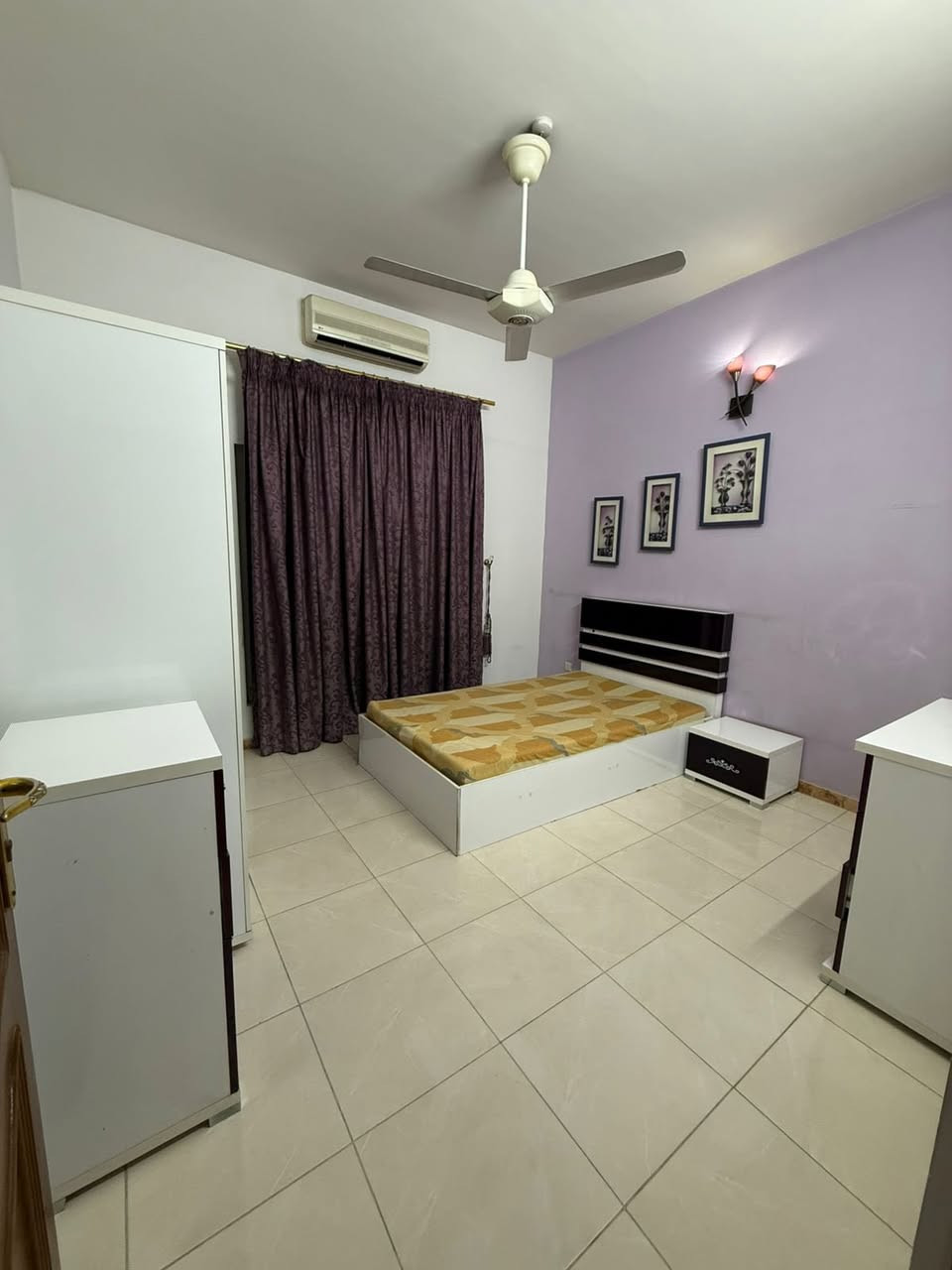 🏡 دار للبيع – منطقة البيجية

✨ فرصة مميزة للسكن أو الاستثمار

🔹 تحتوي على وحدتين سكنيتين
🔹 سنة البناء: 2014
🔹 الموقع: منطقة البيجية
🔹 المساحة: 210 م²
🔹 الواجهة: 7 م
🔹 النزال: 30 م
🔹 سند مستقل

📞 للاستفسار والتواصل:
***********
