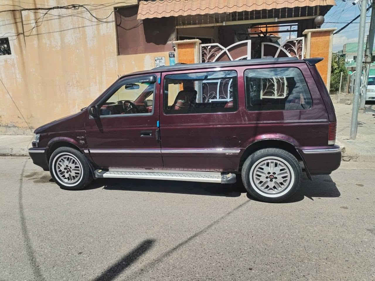 السلام عليكم كلايزر موديل 93شاصي قصير المرغوب سيارة مال بيت بسمي تبريد تدفئه رقم نينوى بيها قطعتين بدون دواخل السعر 48وبيها مجال الاتصال على الرقم ***********
***********
