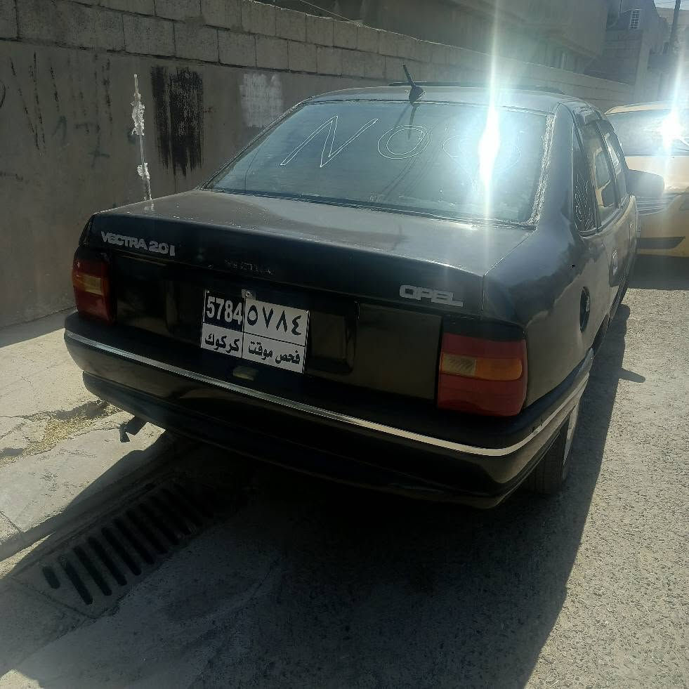بـەناوی خودای گەورەو میهرەبان 
ئۆپڵ ڤیکترا گێر مەکینە سەنەوی ئەوەلیات دزیاری قەرزاری بەشەرد مەکینە 20 ئێرفلۆتازە گۆڕاوە هەموو گیانی بەشەرد کارەبای کامل ئیشەکات هیچ مەسرفێکی تیانیە ڕەقەم کرکوکە نرخی ئەم سەیارەیە 15گڵاو مەجالێ کەم مووشتەرینیت سەری منیشوو خۆتیش مە ئێشێنە جوابی نامە نایەمەوە  تەلەفون بکە خزمەتتەکەم*********** شوێن چەمچەماڵ أربيل, العراق
