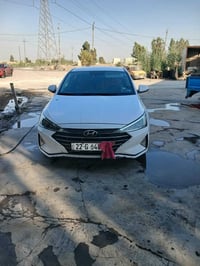 ٢٠٢٠ • وارد امريكي • ظرف يسار