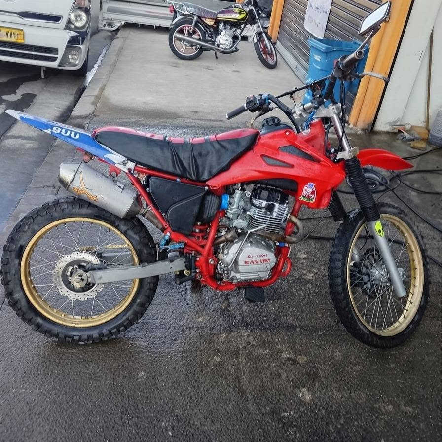 سلام عليكم
درجه للبيع🏍

نوع قفاز محرك 150 +5نمر ✅

محرك نضيف + تحريكه ومعدل شرط 🚀💯 
 
كهربائي شغاله 🔌🔋 الموقع الموصل 📍
الدرجة نصبتها حلوه وكاعده ✅🏍

سعر400💵  توصل خاص أو رقم *********** 📞📱
