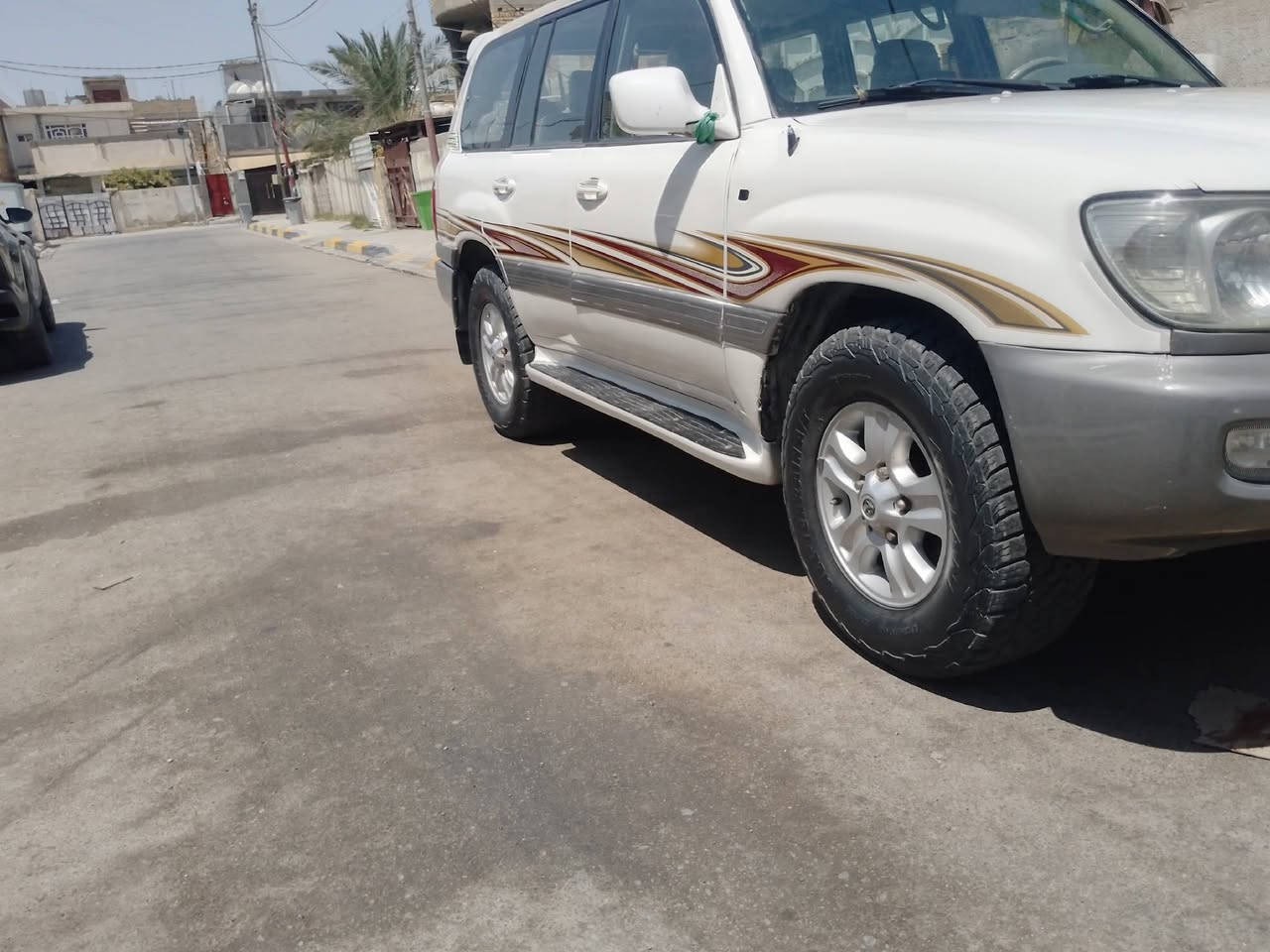 لاندكروز 2001 تحويل او وكاله 
لاستفسار ***********
