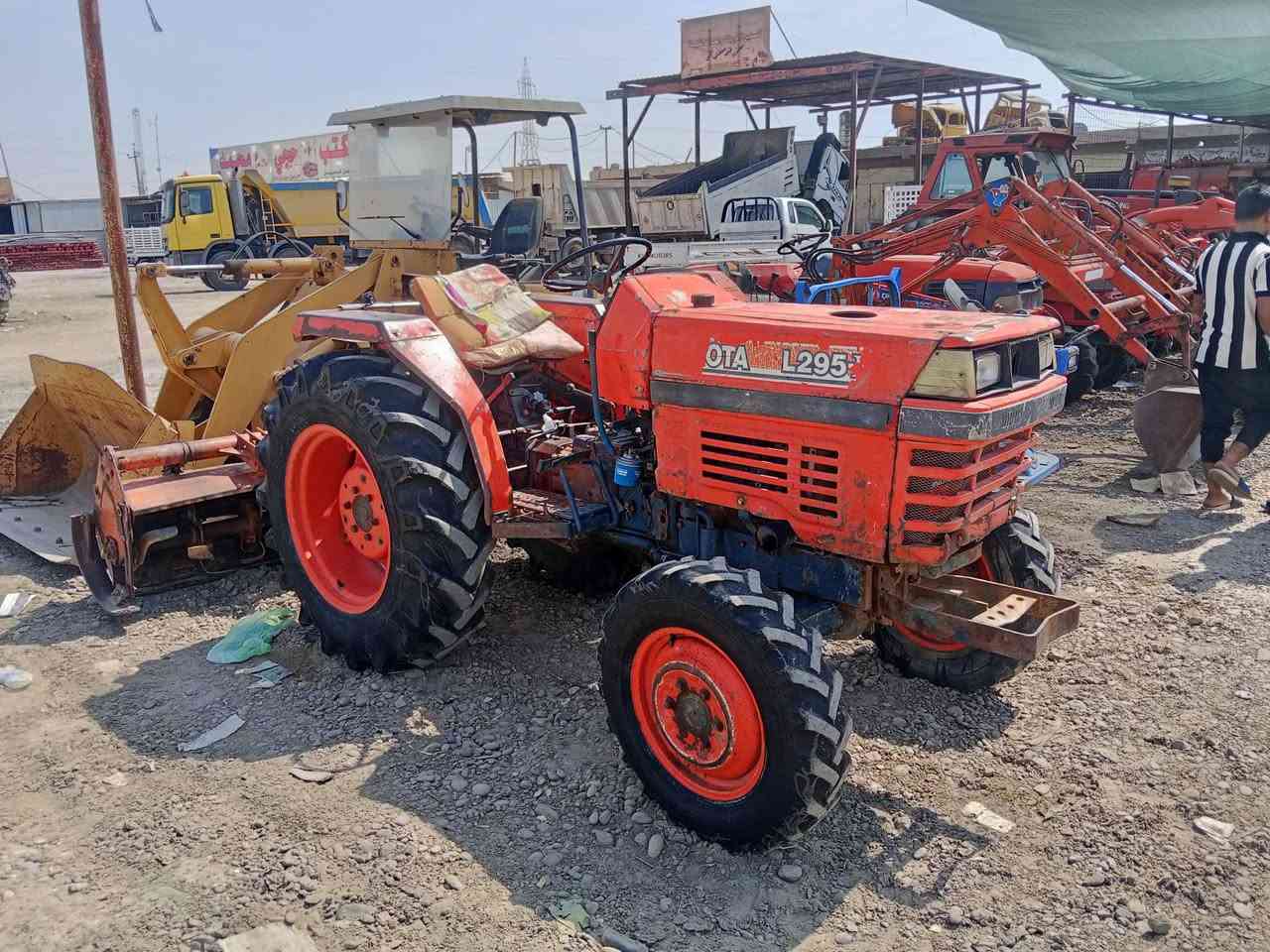 كابوتا موديل 90،محرك نكره مكينه 
نضيفه شغاله ***********
