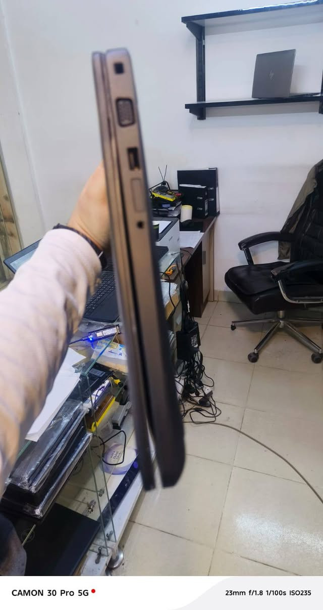 ‏           DELL Latitude 5590 جيل ثامن ب⛔265 
‏CORE I5 8TH GEN
‏RAM 8GB
‏NVME 256GB SSD
‏VGA 4GB SHARE
‏15.6 SHARE
‏سعر 265
‏واتساب فقط 7844515426
‏اتصال فقط‪***********‬
‏تلي كرام hw2lc مع ماوس وجنطه وشاحن الاصلي

نص مكتوب في الصور:
- CAMON 30 Pro 5G 23mm f/1.8 1/100s ISO264
- CAMON 30 Pro 5G 23mm f/1.8 1/100s ISO252
- CAMON 30 Pro 5G 23mm f/1.8 1/100s ISO245
- CAMON 30 Pro 5G 23mm f/1.8 1/100s ISO235