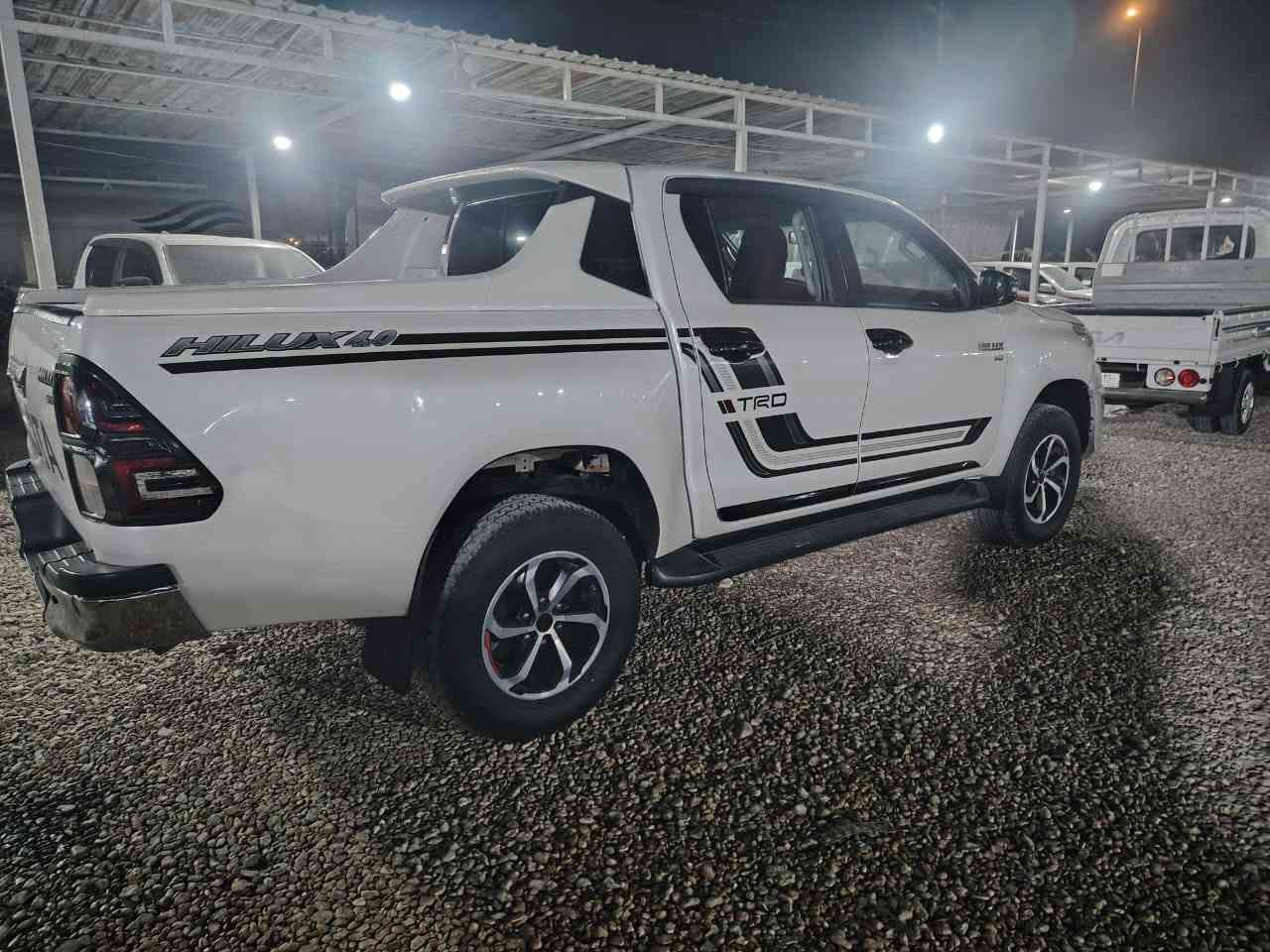 السلام عليكم بيكم TRD  ٢٠١٩ كفاله عامه ماشيه ١٦٠ رقم اربيل السيارة جديده سعرها ٢٨٠ وبيها مجال بسيط رقم ***********
