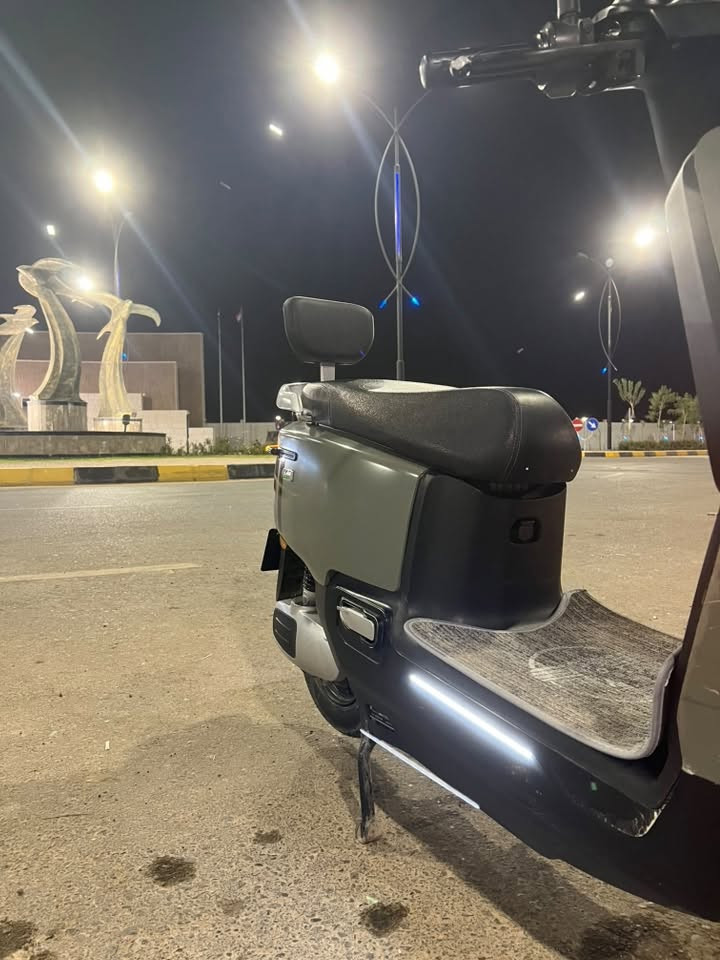 السلام عليكم عندي ماطور شحن للبيع الريان ابو عيون نظیف اشاير لايت عالي وناصي تلث نمرات نظام البك مكاني جانب الأيمن السعر

WhatsApp ***********

800 وبيها مجال🤎
