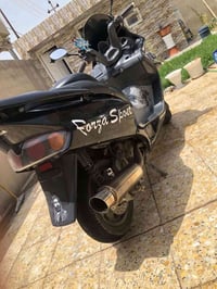 فورزه • ٢٠٠٦ • خيط بخار ضعيف