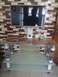 اغراض بيت مستعملة اسعارهة مناسبة ميز بلازما ب 50 ماخذي 120الغ اصلي عرب...