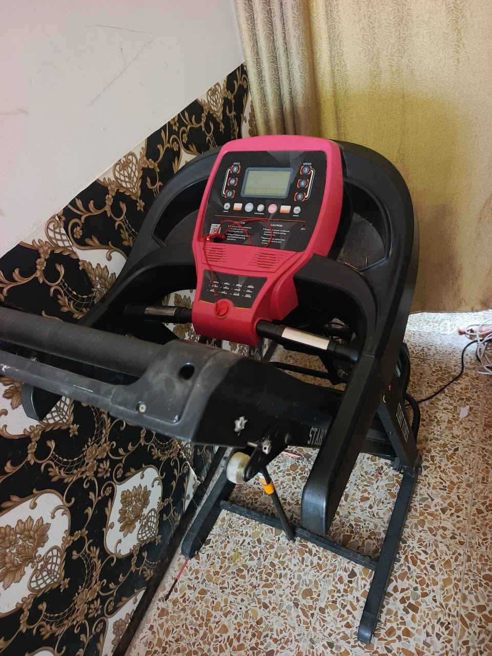 جهاز عاطل ماطور ابيع عاطل 
سعر 100الف 
رقم‏‪***********‬‏
