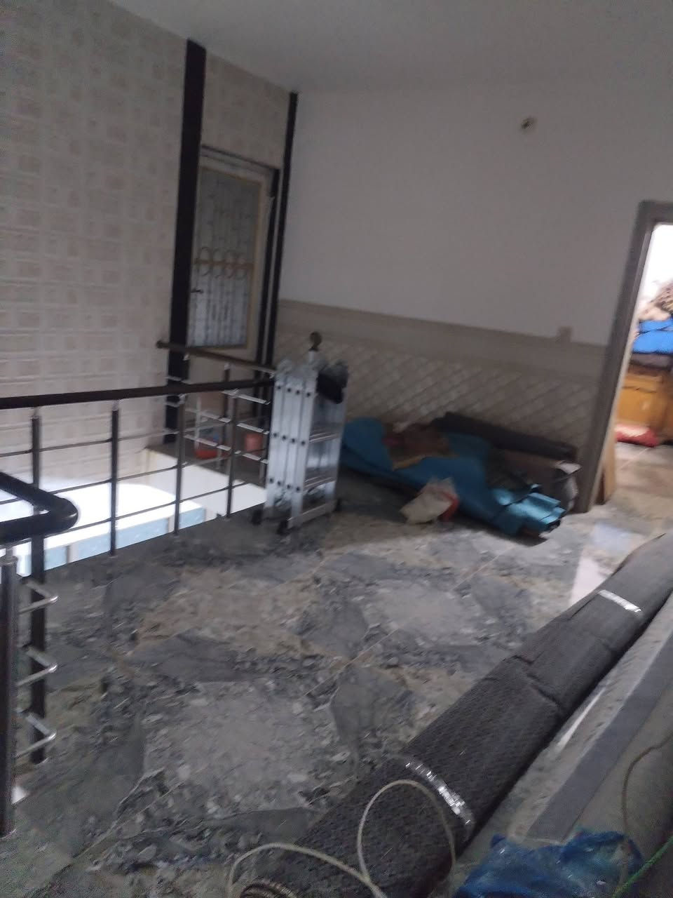 شارع السيدة زينب • بيت للبيع • حما سويت