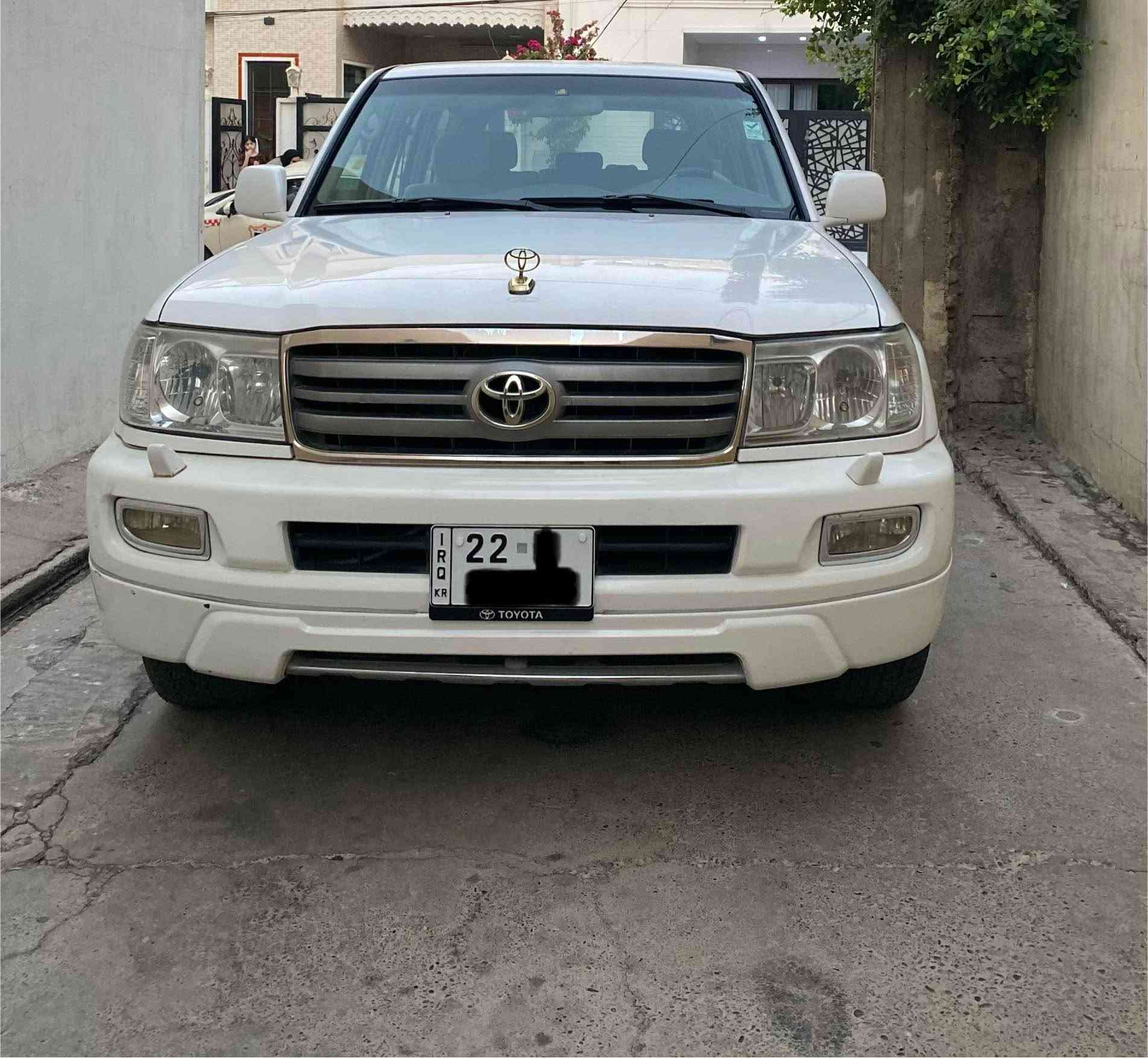 سلام عليكم 

 فقط الجنايي يتواصل رجائاً 
للبيع مونيكا 2007 GXR  لمتد فول مواصفات 
مكفول كفالة عامة حتى الدعاميات 
ابيض ثلجي
ملاحظة :مكانين بارد صغير و كارت صغير فقط 
السيارة حيل جديدة بمعنى الكلمة وبلعافية على الي يشتريها 
ماشية 189الف حقيقي 
محرك 6 كير ومحرك و كهربائيات و طخم و اكسل كلها شرط 
تايرات جديدة دلوب 
شرط التحويل 
رقم وسنوية و هزة كلها جديدة 
ترايك لليابان شرط 
بيها منظومة غاز اطالي اصلي 
مكانها اربيل 
*********** واتساب أربيل, العراق
