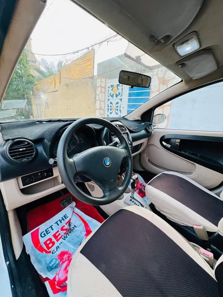 سلام عليكم سيارة 🚗 باندا 🐼 موديل 13 
سيارة نضيفة حمدلله من كير مكينة رقمها نجف رقمها الماني مالكها ايضا بالنجف مدايرها ماتعبك تفيد الموظفة تروح وترجع اقتصادية بالبانزين ابيض سنويتها ساقطة 
كير مكينة تراي وين متريد كهربائيات شغاله داخلها نضيف تبريدها شغال لكن بي ليك ويصلح بسيط اخوان من اكلك سيارة نضيفه يعني نضيفه والسوك كلشي بي اني السيارة ثاق بيها تجي وتفحص بنفسك وتطلع تراي وين متريد ماشية تقريبا 80 الف اخوان رايدها 38 ورقة وبيها مجال مابيع اقصاد ابيع فقط نقد ومامستعجل على بيعتها منا لمن تجي رزقها والله يرزقنه ويرزقكم تواصل واتساب ***********

