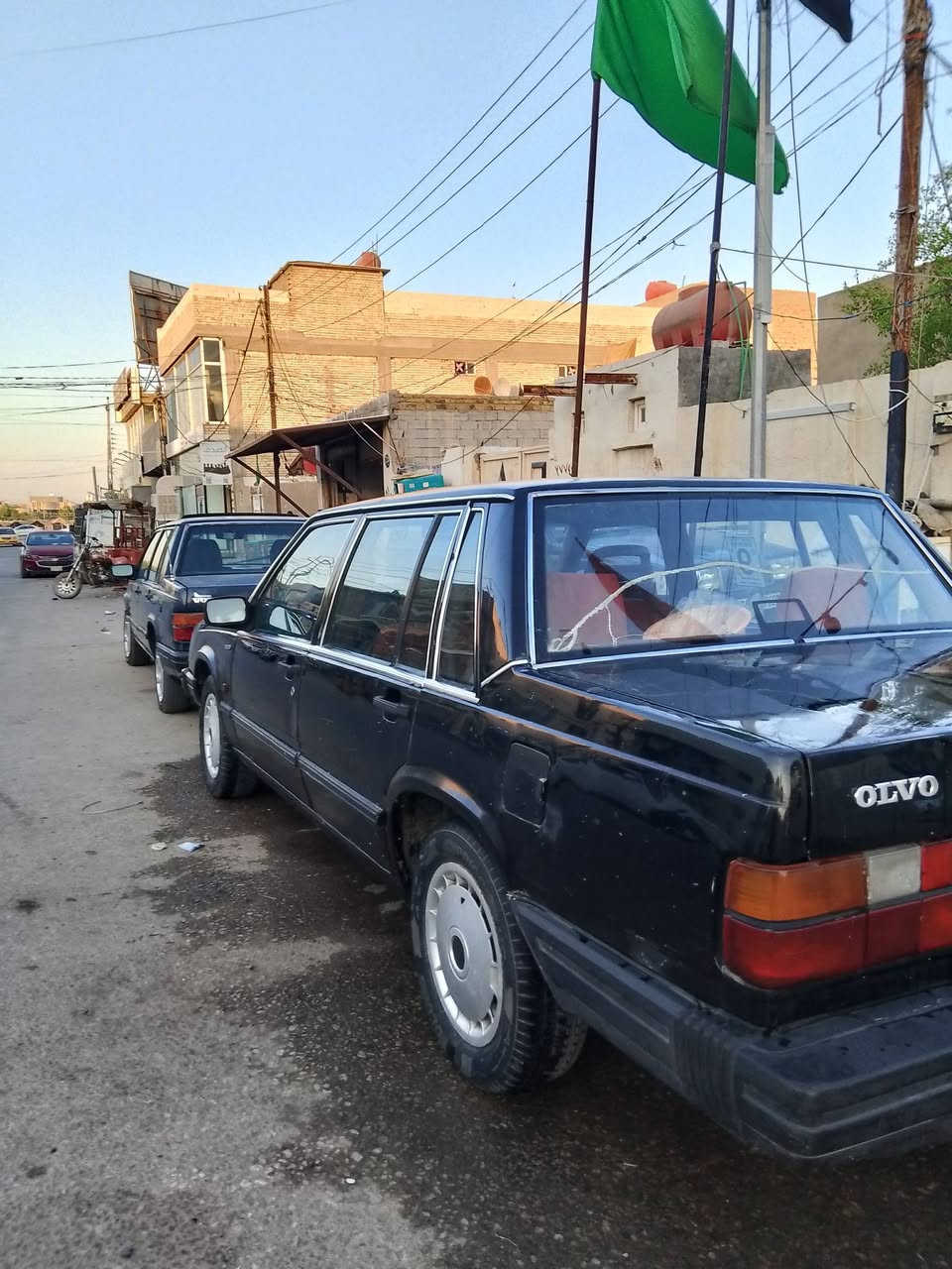 السلام عليكم فالفو 740 للبيع موديل 1988 محرك بخاخ كير أوتوماتيك غرفه حلوه ماعايزه كلشي كهربائياتها شغاله رقم انكليزي قادسيه سنويه لل2030  تخم تاير باتري جديد حداديه حلوه سياره جاهزه من كلشي السعر 30  للاتصال *********** واتساب ***********
