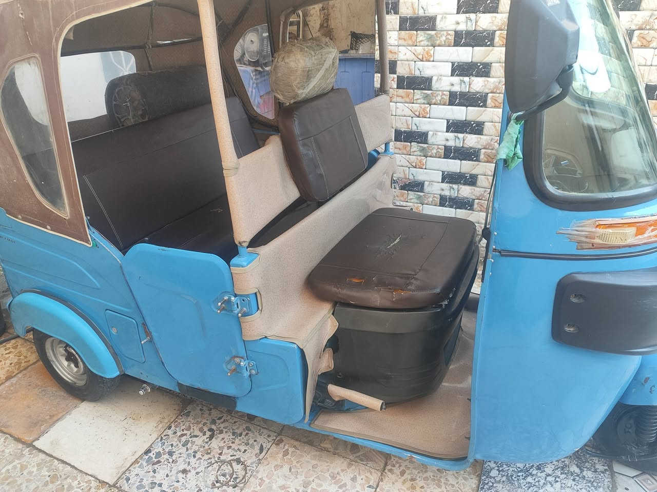 تكتك للبيع بجاج موديل 21 شهر 12 داخله بل22 رقم نكليزي  وسنويه كامله تحويل باسمك ماعوزه شي بيه ضربه بلغد مصلحه وكامله 
 العنوان الحمزه الغربي 
رقم ***********
ما متواجد علفيس السعر 7500 بيه مجال
