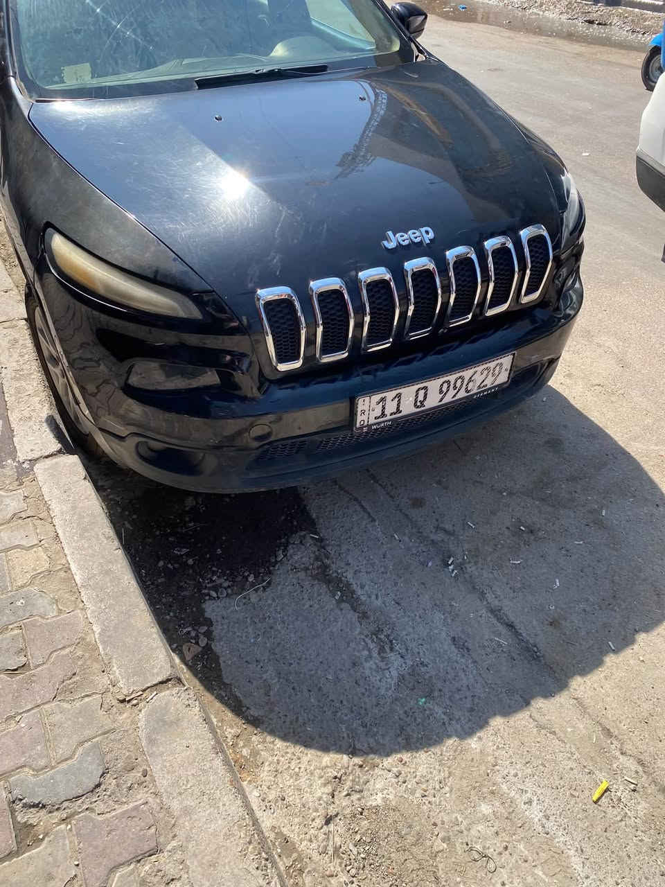 السلام عليكم
جيب بزون 2018 سوداء نظيفه ومحرك وكير خير من الله 
تبريده بلادي 
سعرها مناسب 85 ورقه 
مكانها بغداد الحريه الثانيه 
السياره خير من الله 
محركها 2400 
ماشيه 100 الف 
ضربتها جاملغ الأيمن بامريكا
للاتصال
***********
ابو فاطمه واتساب 
وبيك خير وتدلل
