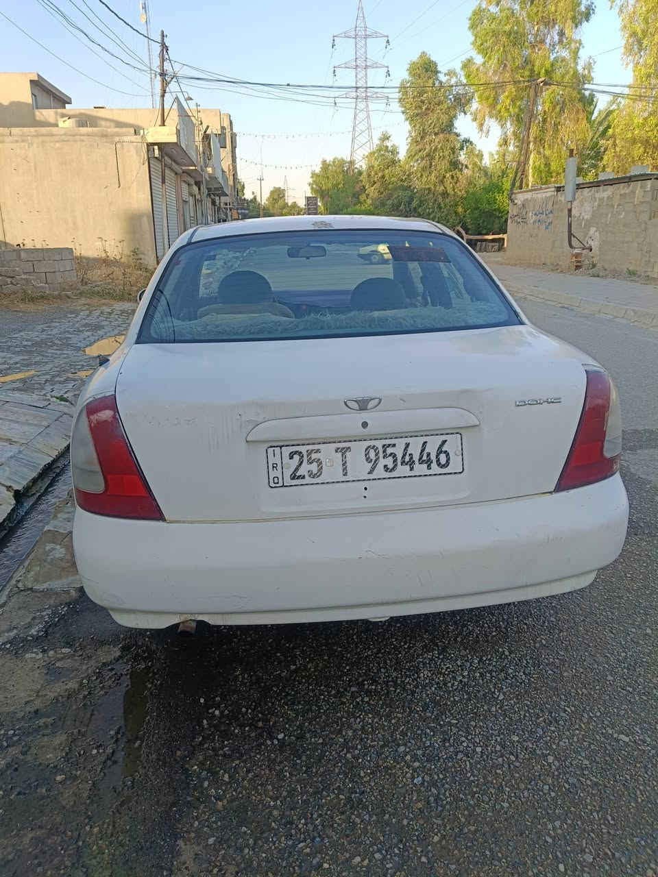 سيارة دايو نوبرا وان كلش نظيفة كير ومحرك بشرط والكرش واضح ب صورة وبيه دفتر بانزين..
خاص 
***********
