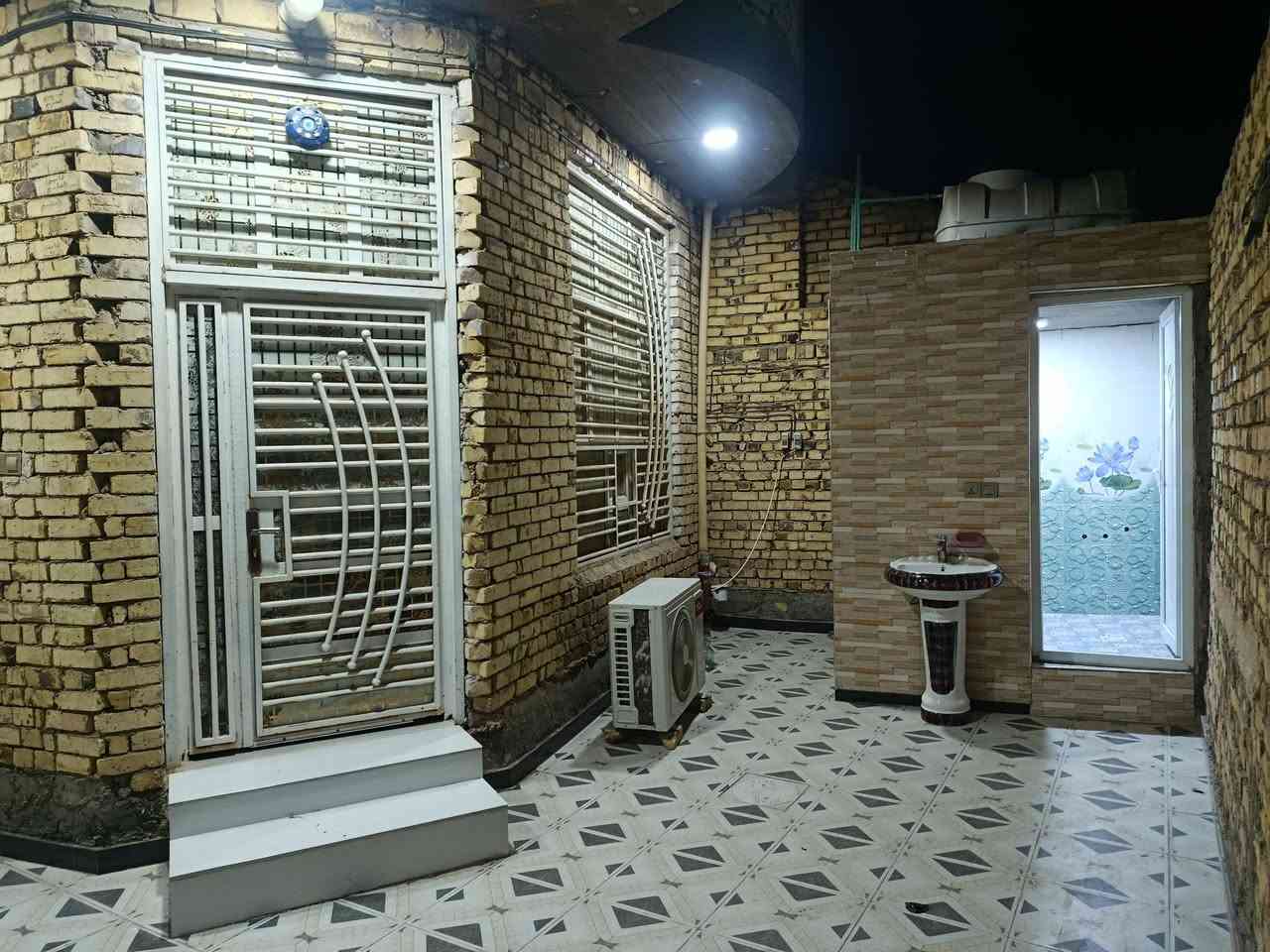 السلام عليكم بيت للبيع مساحته 220 اللي يريده يتصل على هذا الرقم ***********
