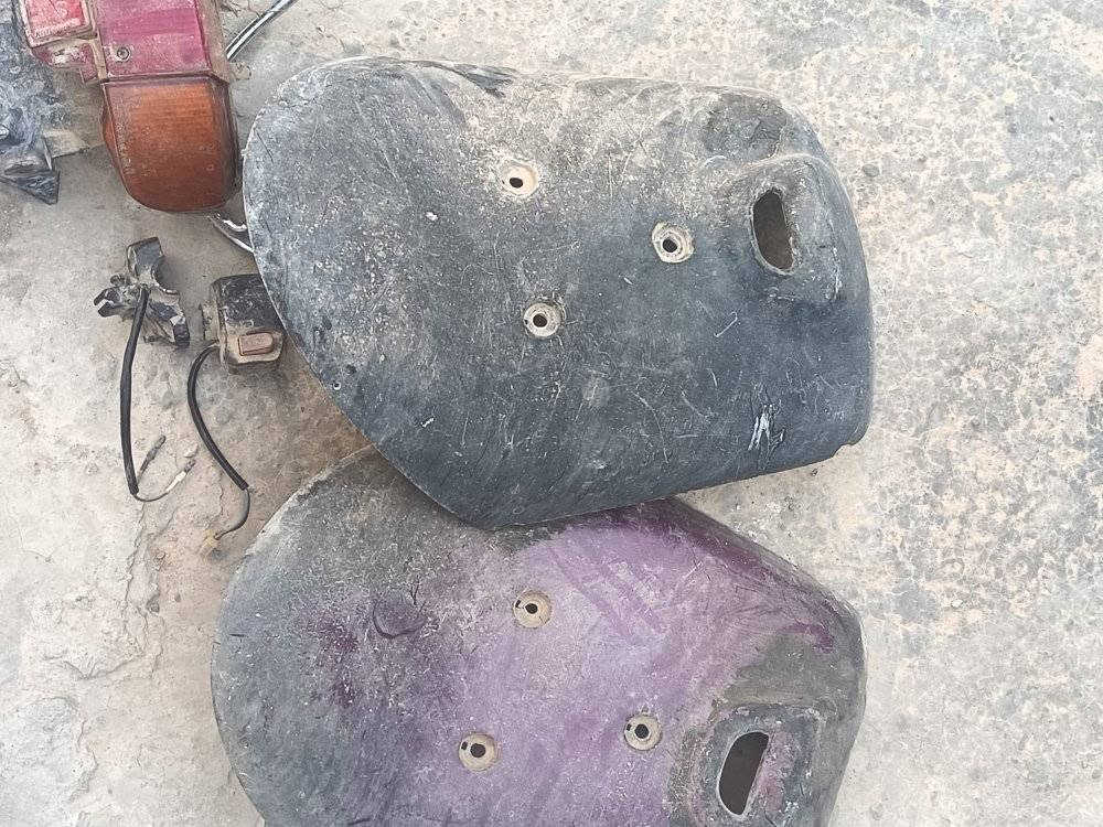 بطة • قطع غيار • ذيل أصلي